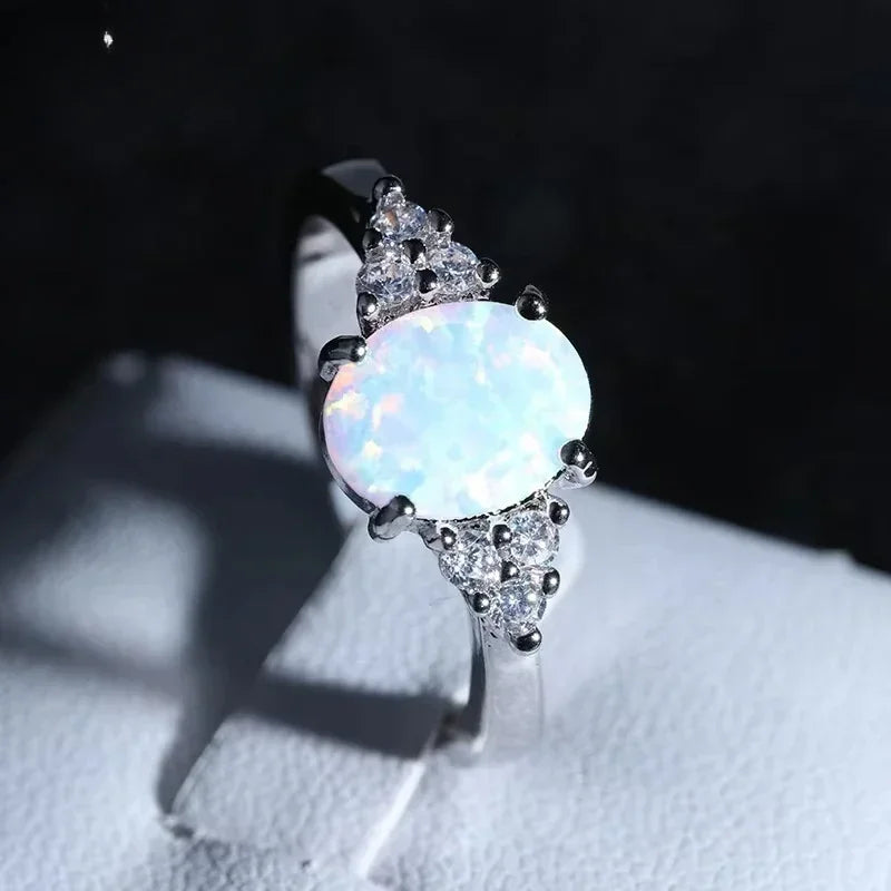 1 PC Cute Female White Opal Stone Ring